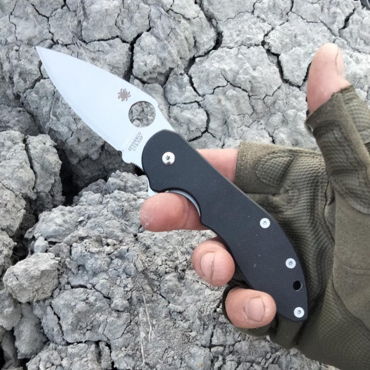 Нож spyderco