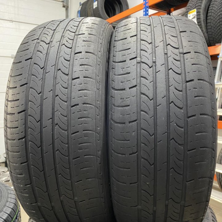 215/55 R17 RoadStone CP672