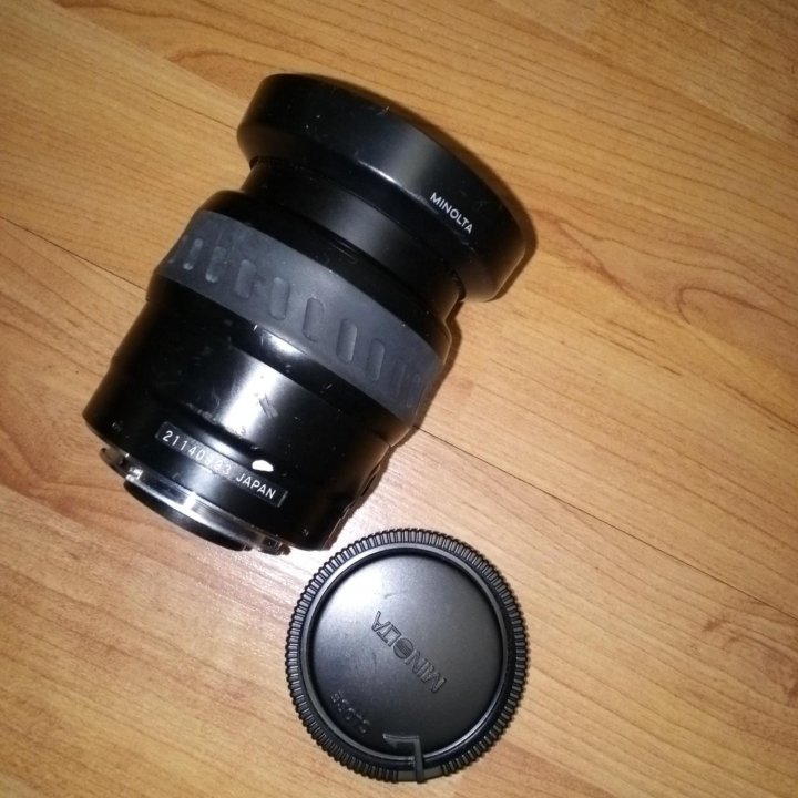 Minolta AF ZOOM XI 28-80 mm f/ 4-5.6