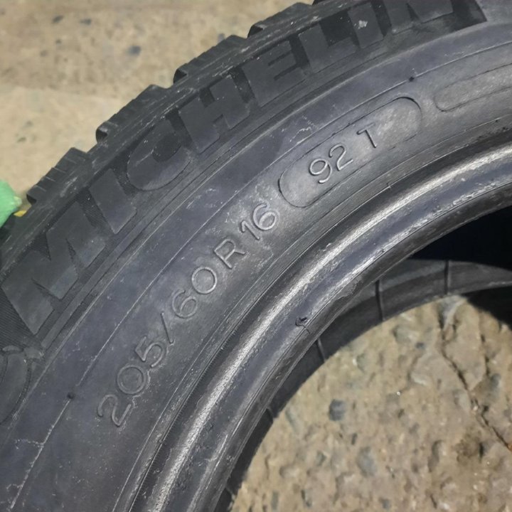 205/60R16 Michelin X-Ice North (Лот №5464)