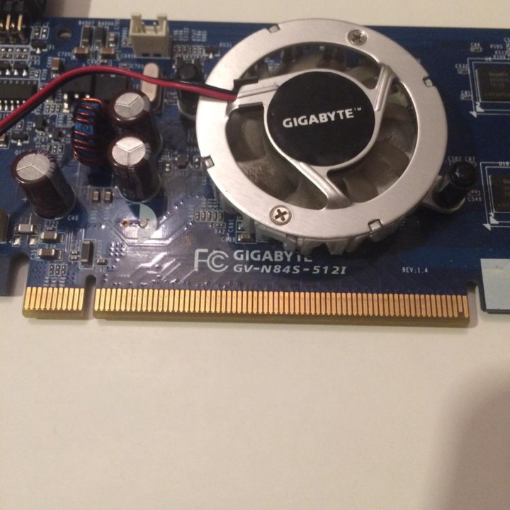 Видеокарта GIGABYTE NVIDIA GeForce 8400 GS