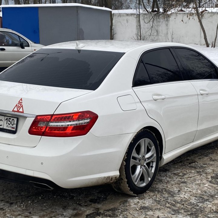 Mercedes-Benz E-Класс, 2012