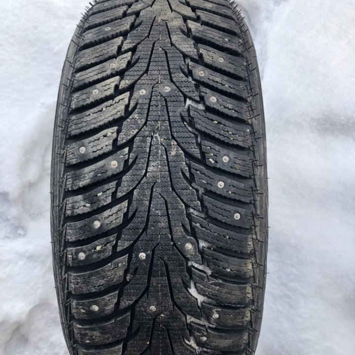 215/50 R17 Nexen под ремонт