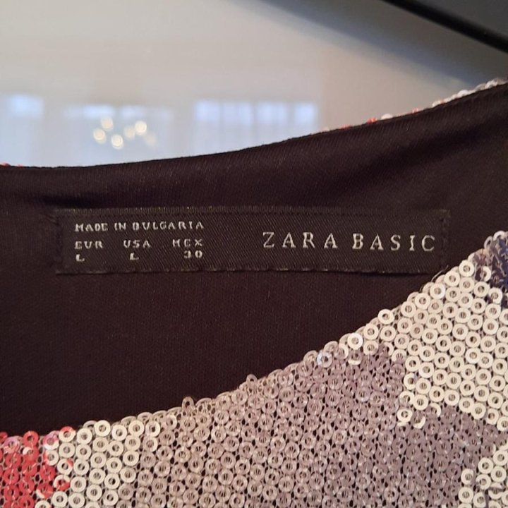 Платье ZARA с пайетками