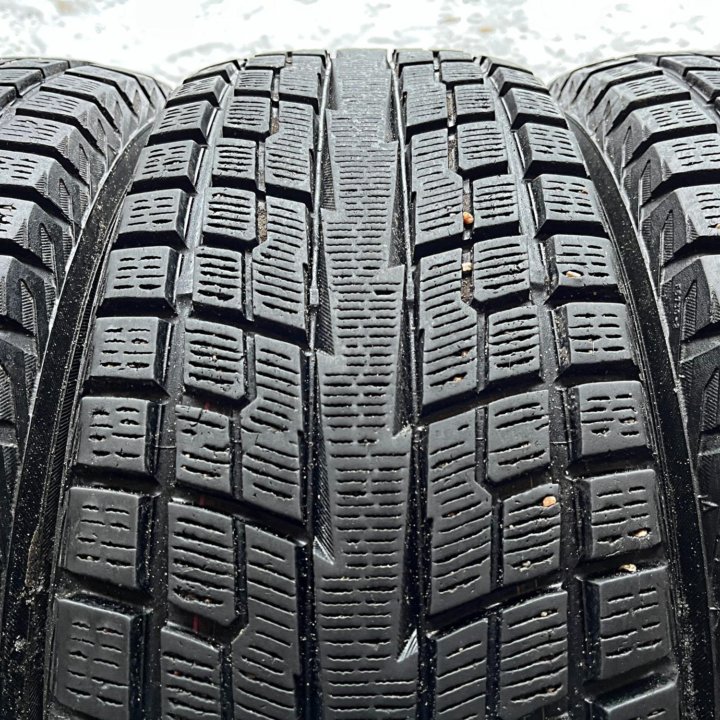 Зима Yokohama Geolandar I/T-S G073 225/65 R17 102Q