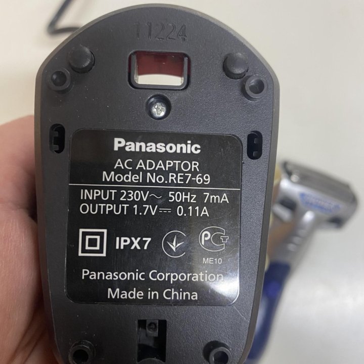 Электрическая бритва Panasonic ES-SL41