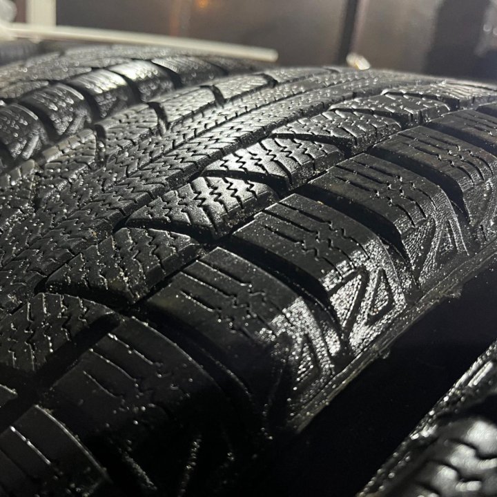 Зима Triangle TR777 215/60 R17 96H