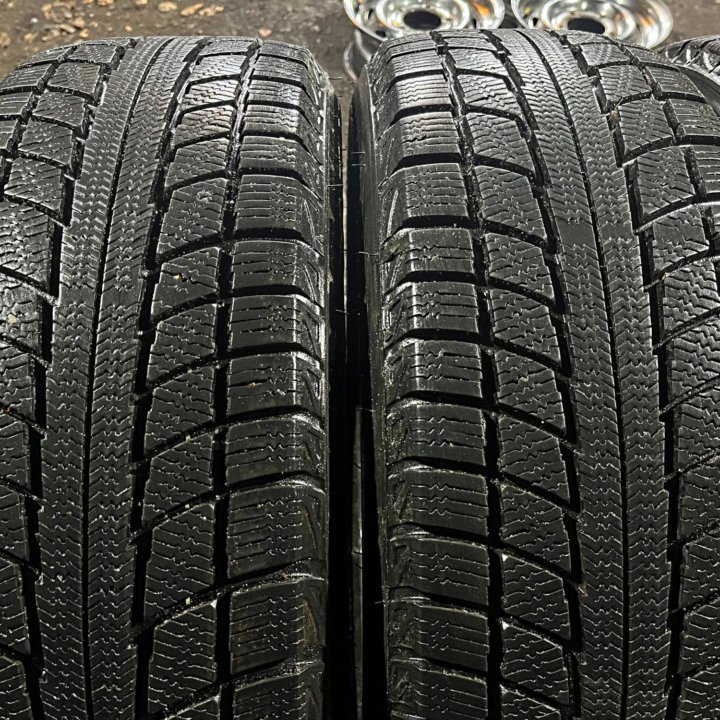 Зима Triangle TR777 215/60 R17 96H