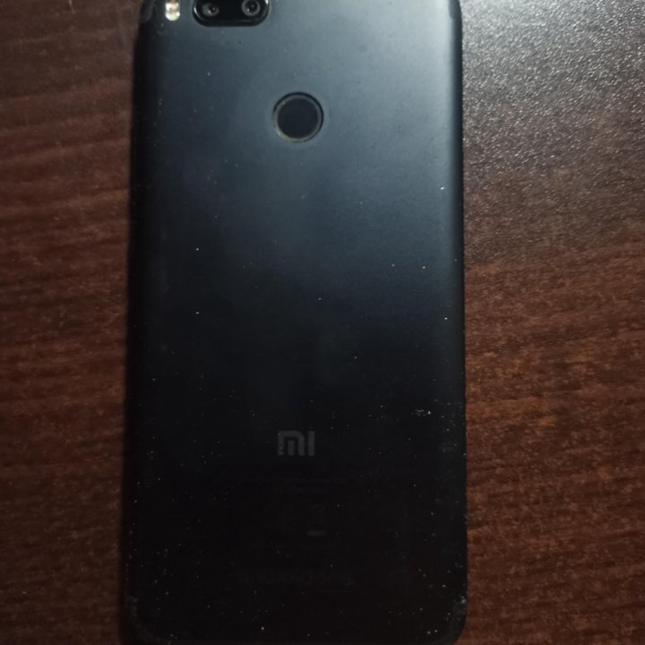 смартфон Xiaomi Mi A1