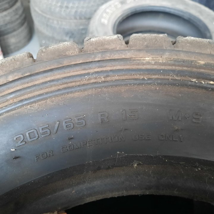 Pirelli 205/65/15, 1шина