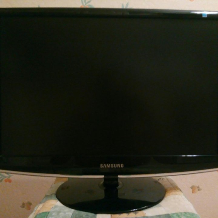 Монитор Samsung 2233BW