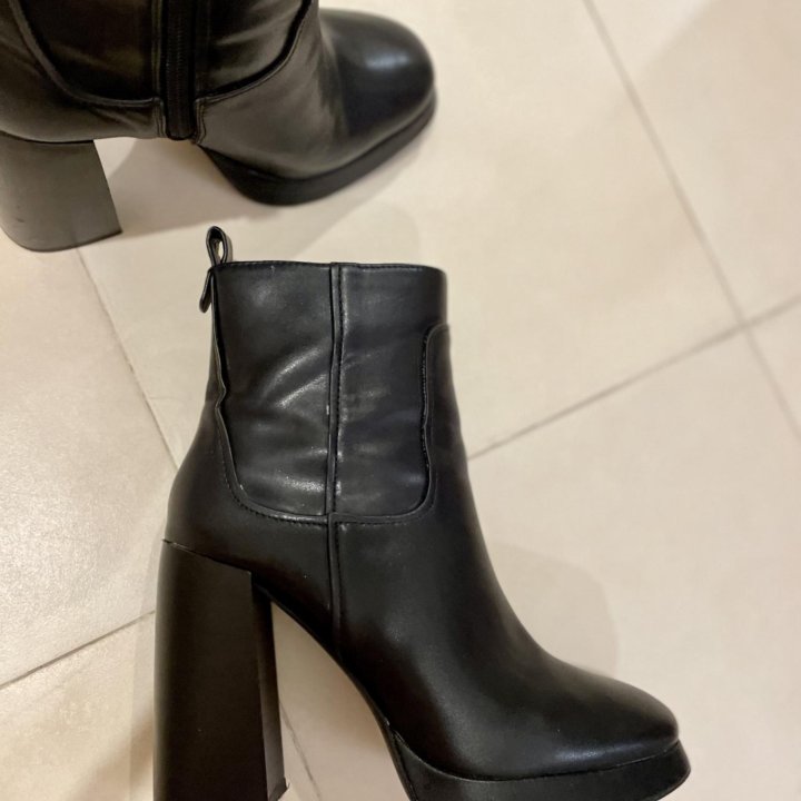 Ботинки Zara (36)