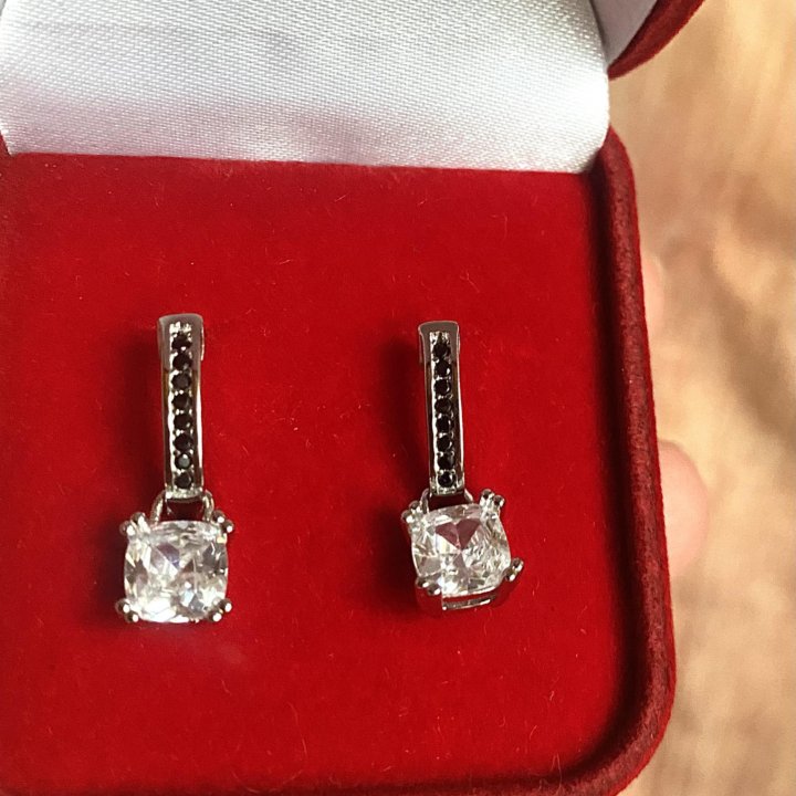 Серебряные серьги