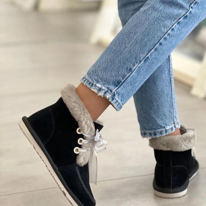 Замшевые ботинки????