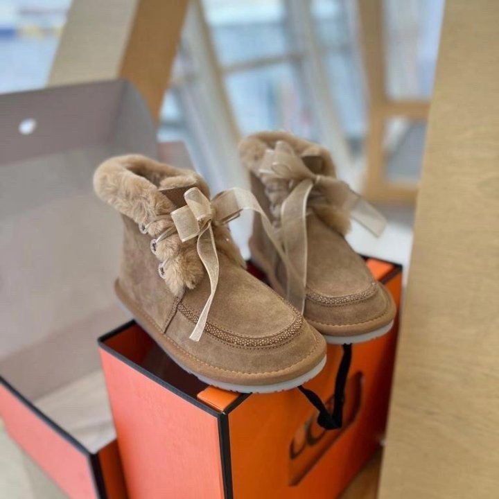 Замшевые ботинки????