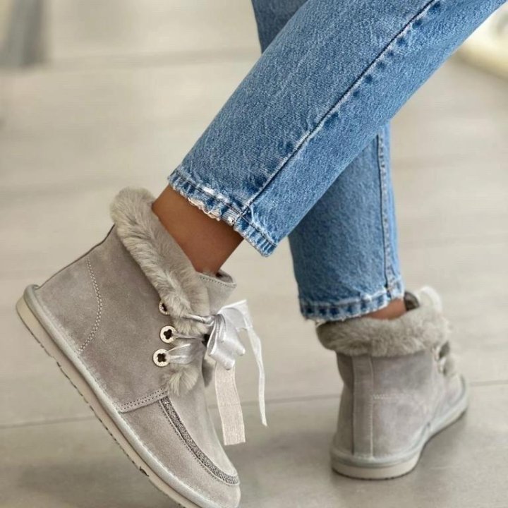 Замшевые ботинки????