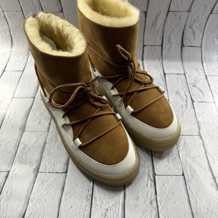 Ботинки UGG