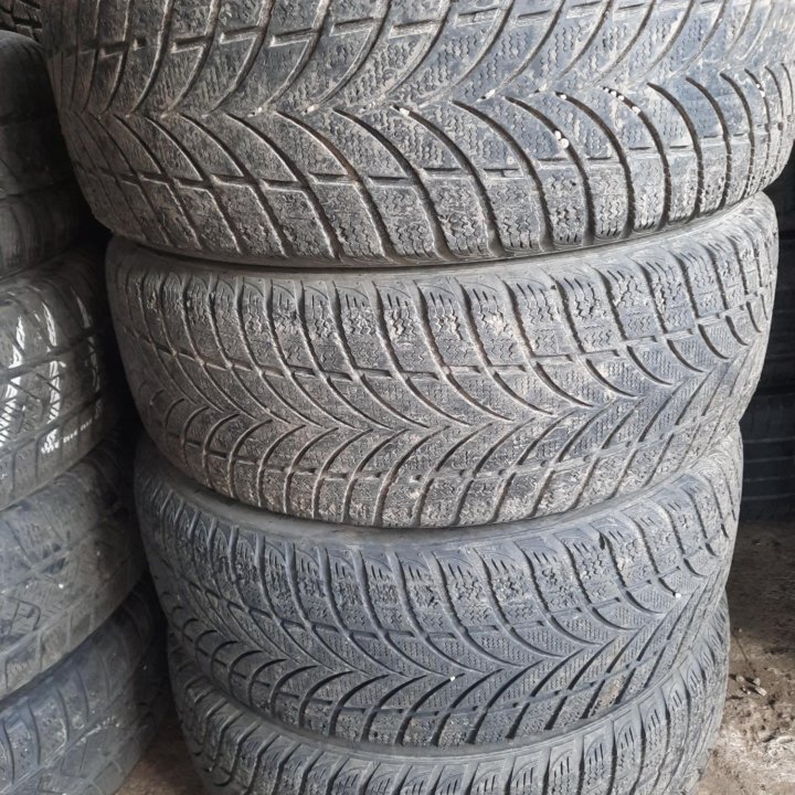 Maxxis 215/60/16, 4шт