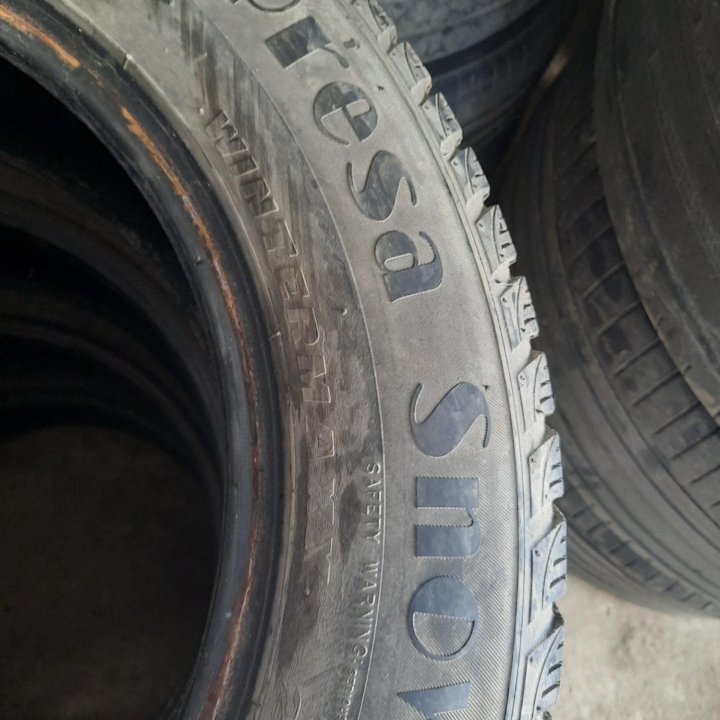 Maxxis 215/60/16, 4шт