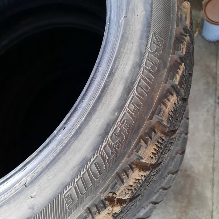 Bridgestone 215/45/16, 4шт