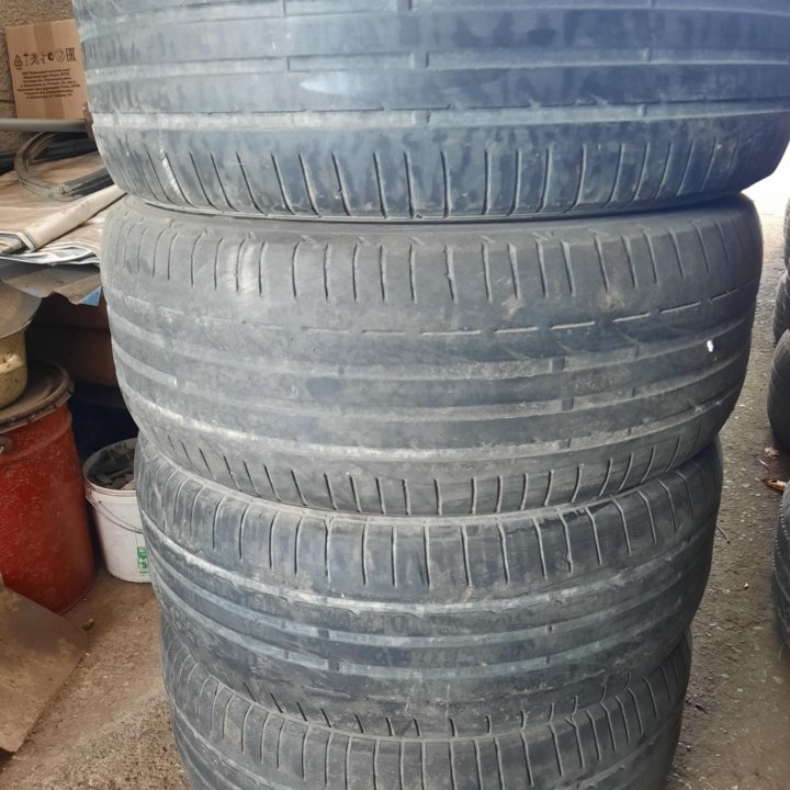 Bridgestone 235/55/17, 4шт