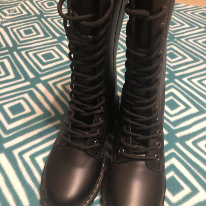 Ботинки новые