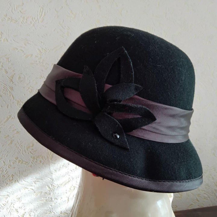 Шляпа женская фетровая с полями 56-57 разм.