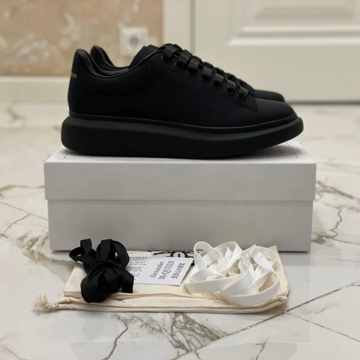 Кеды Alexander McQueen