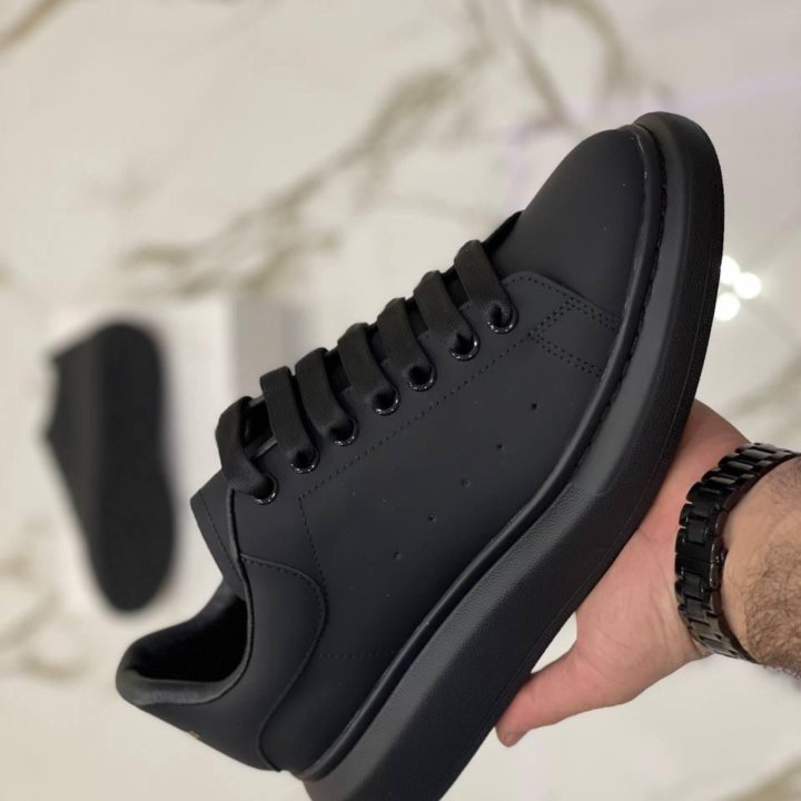 Кеды Alexander McQueen