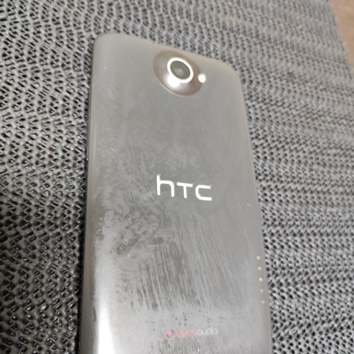 HTC One X