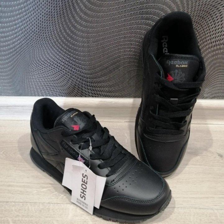 Новые кроссовки Reebok весна-осень р.с 41 по 46