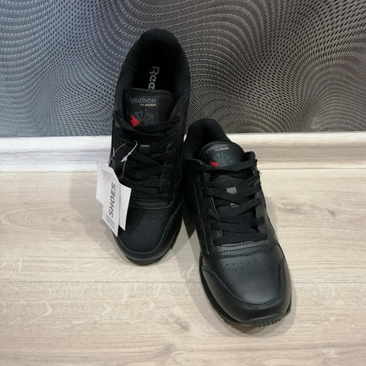 Новые кроссовки Reebok весна-осень р.с 41 по 46