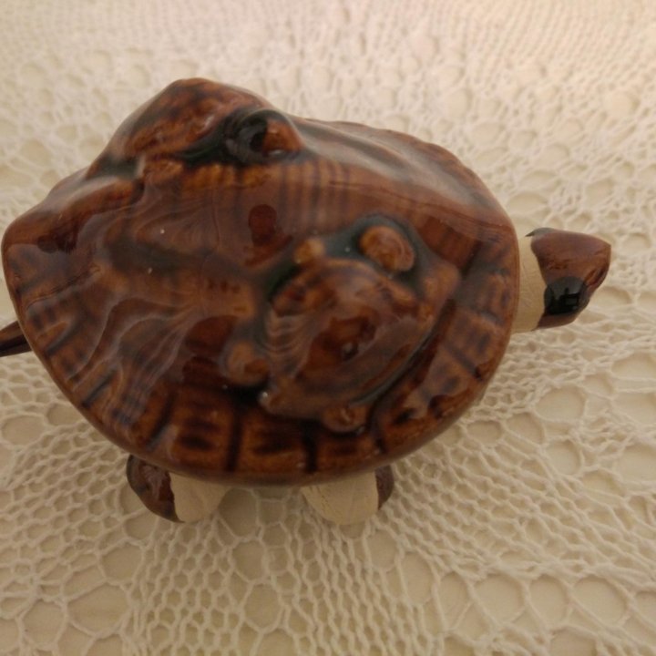 Фигурка черепашки