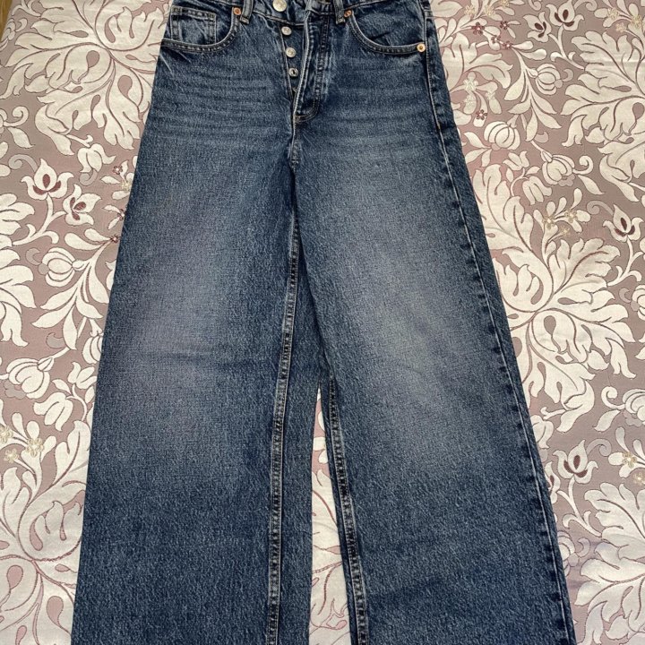 Джинсы ZARA (EUR 32)