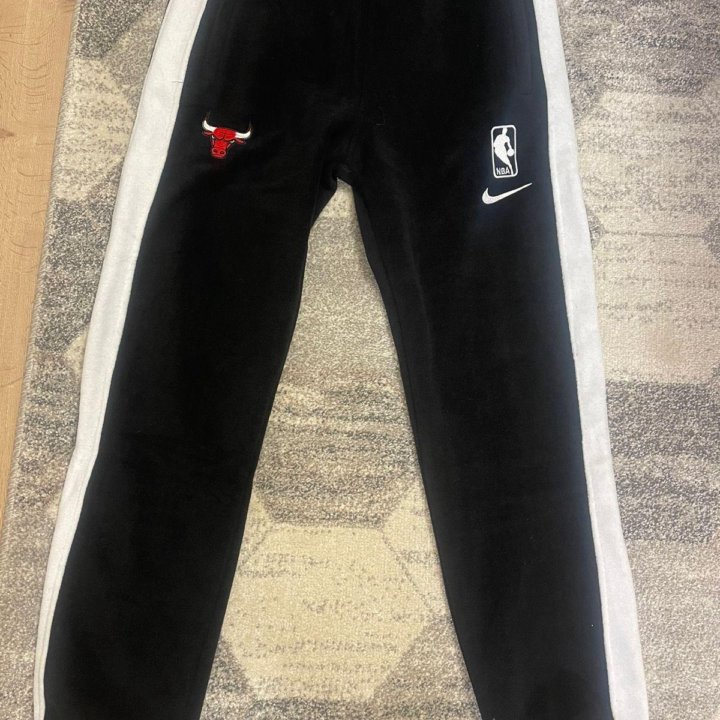 Спортивный костюм Nike Chicago bulls