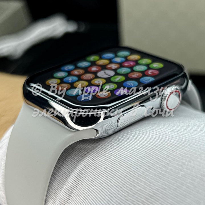 Apple Watch 8 45mm (gucci style)