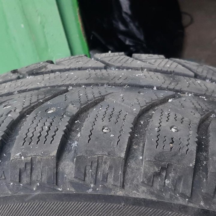 Шины зимние BRIDGESTONE