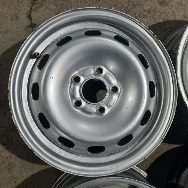 Штамповки R15 5x108 (Лот №5820)