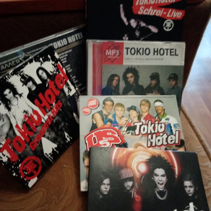 Dvd диски группы Tokio Hotel