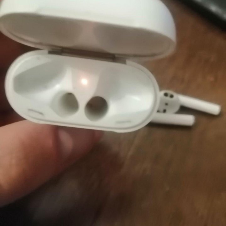 Наушники AirPods 1