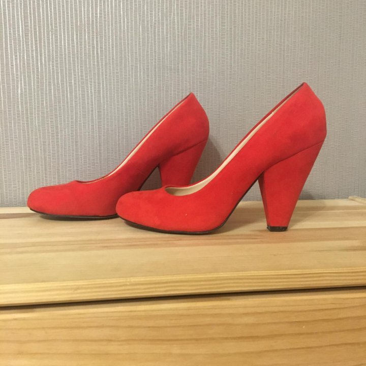 Туфли красные