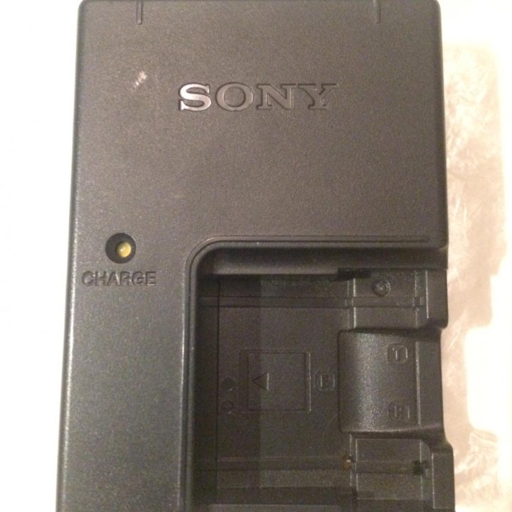 Зарядное устройство Sony BC-CS3