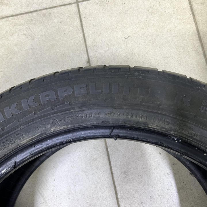 Зимние шины 255/50 r19