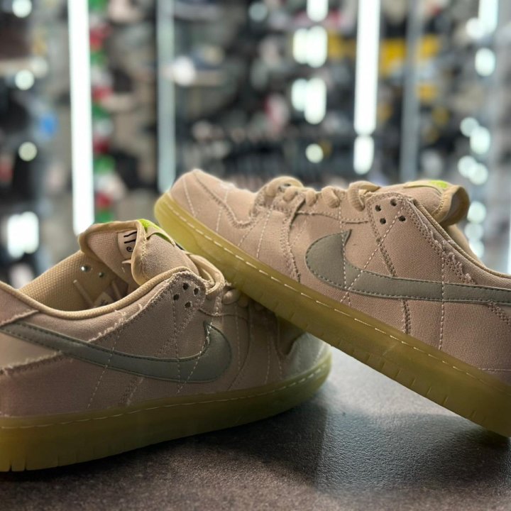Кроссовки Nike SB Dunk Бежево-Зелёные