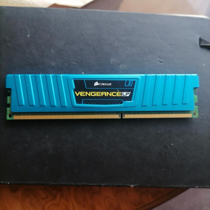 Оперативная память ddr3 2 gb 1600 corsair