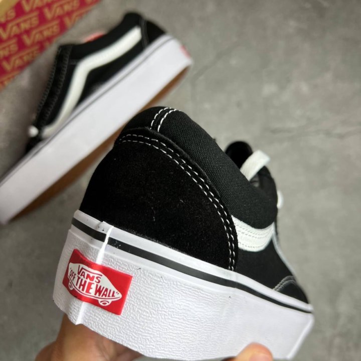 Vans Old Skool Platform Black White