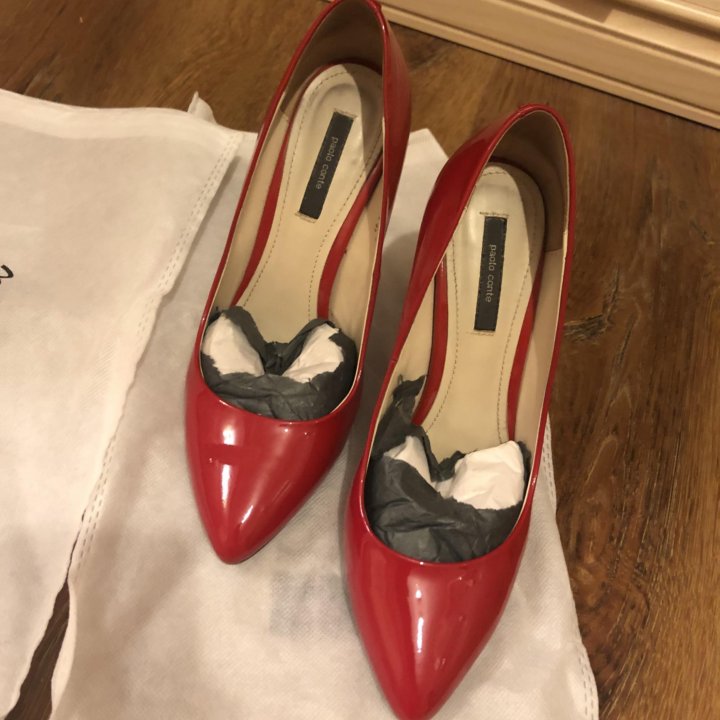 Лаковые туфли