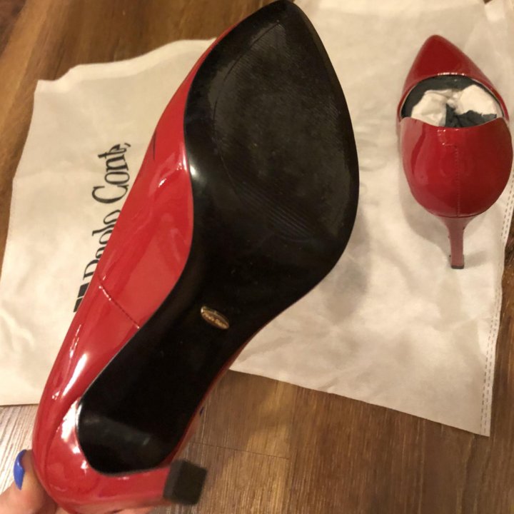 Лаковые туфли