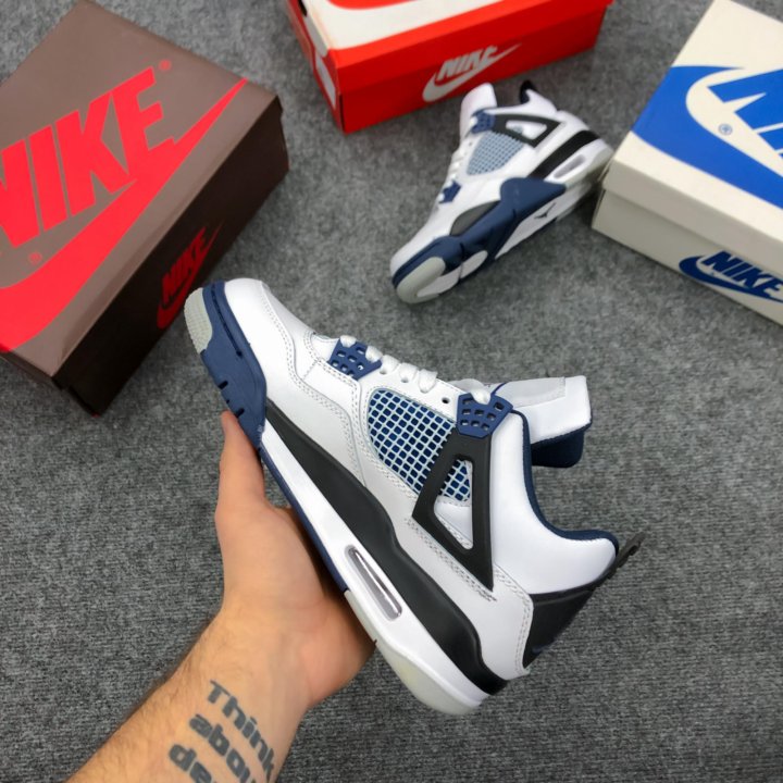 Кроссовки Nike Air Jordan Retro 4