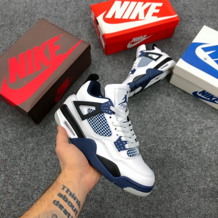 Кроссовки Nike Air Jordan Retro 4